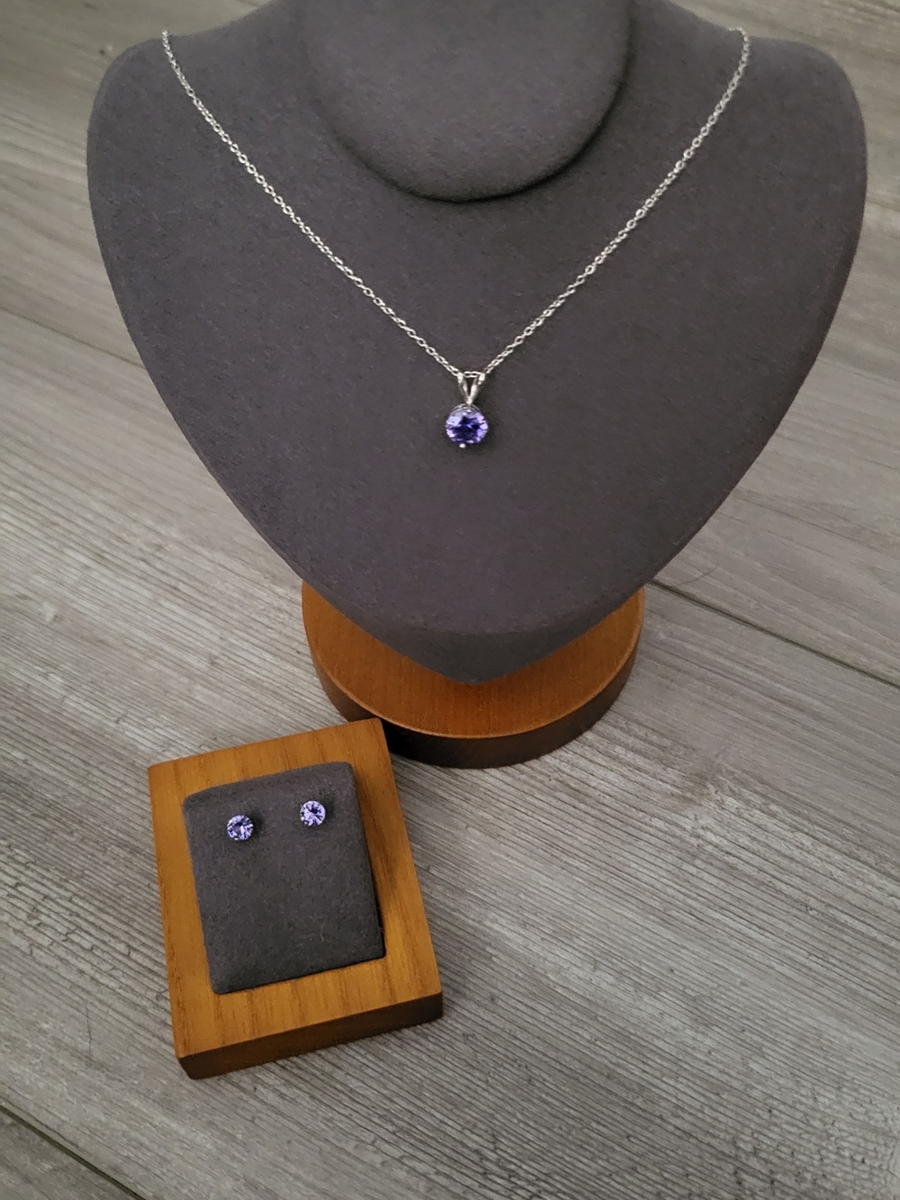 Sterling Silver 925 Purple Pendant Necklace and Stud Earrings Set